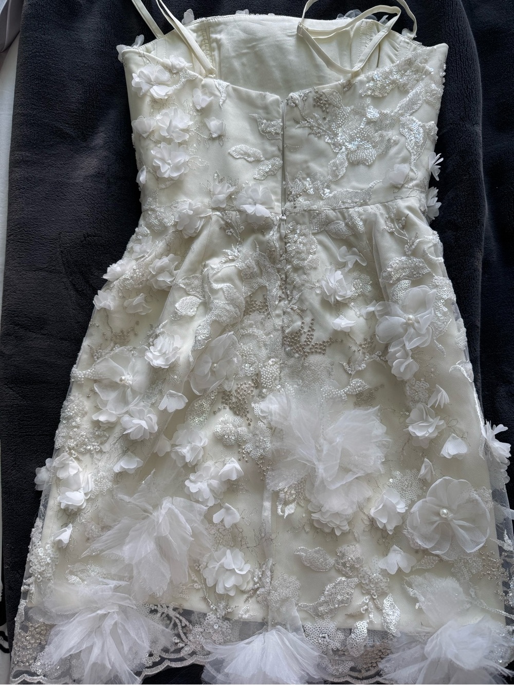 helsi hilma ivory white 3d floral applique sequin embellished mini dress XS NEW - Picture 4 of 6